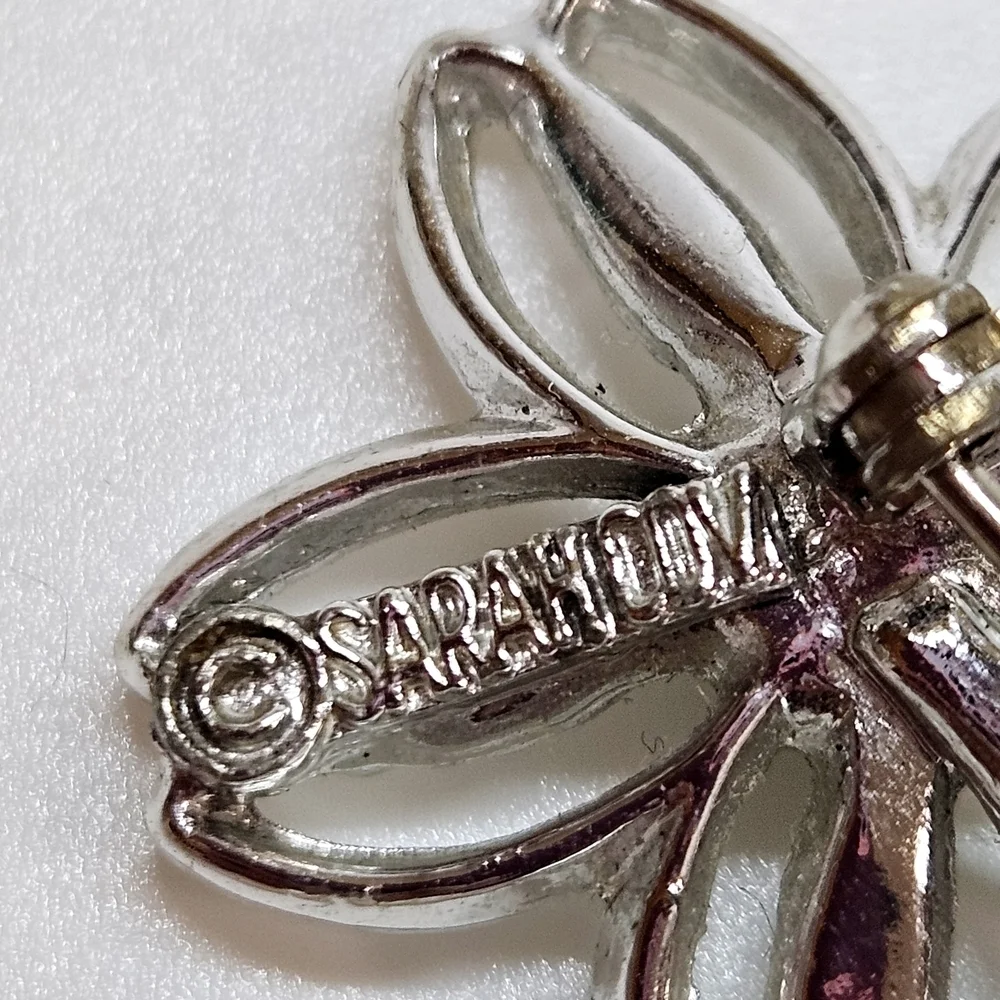 VINTAGE Sarah Coventry Cov Black Beauty Silver Tone Daisy Brooch Pin 1960s